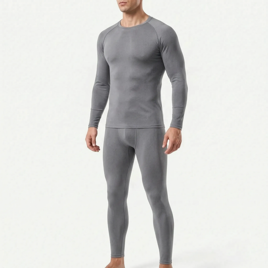 Warmes Herren Thermounterwäsche Set. Eng anliegend, atmungsaktiv & dehnbar. Perfekte Sportunterwäsche für den Winter.