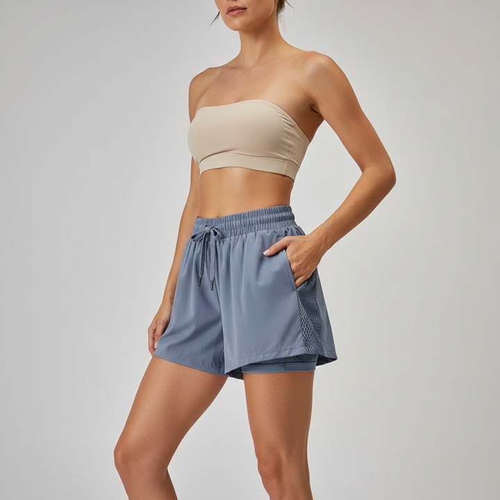 Atmungsaktive Herren Fitnessshorts, schnelltrocknend und kühl für intensive Workouts.