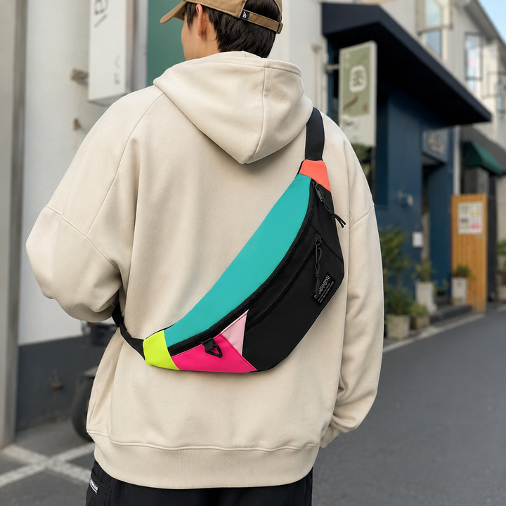 Organisiere deine Essentials mit dieser schwarzen Nylon Crossbody-Tasche, lässig & funktional.