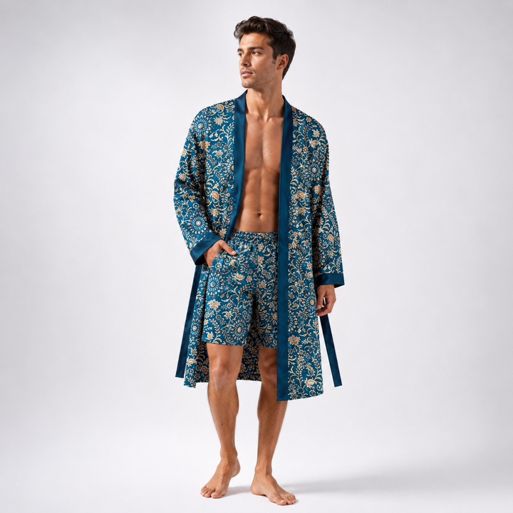 Damen Loungewear Kimono-Set: Bademantel mit Shorts, weich und gemütlich für luxuriösen Komfort.