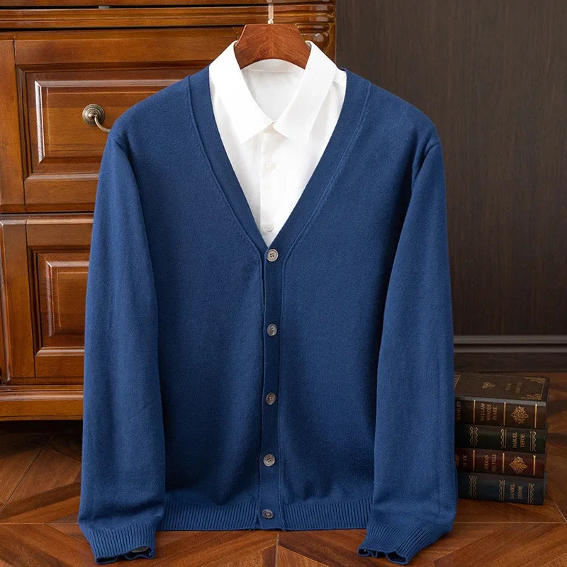 Leichter Damen Strickcardigan mit V-Ausschnitt, perfekt für den Frühling.