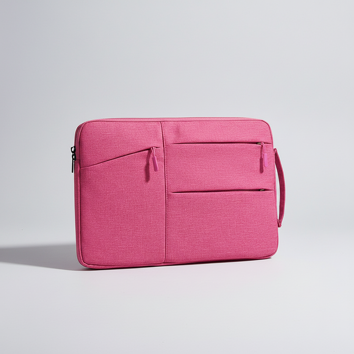 Ideale Reisetasche: wasserdichte Laptop-Schutzhülle für sicheren Transport im Pendleralltag oder Studium.