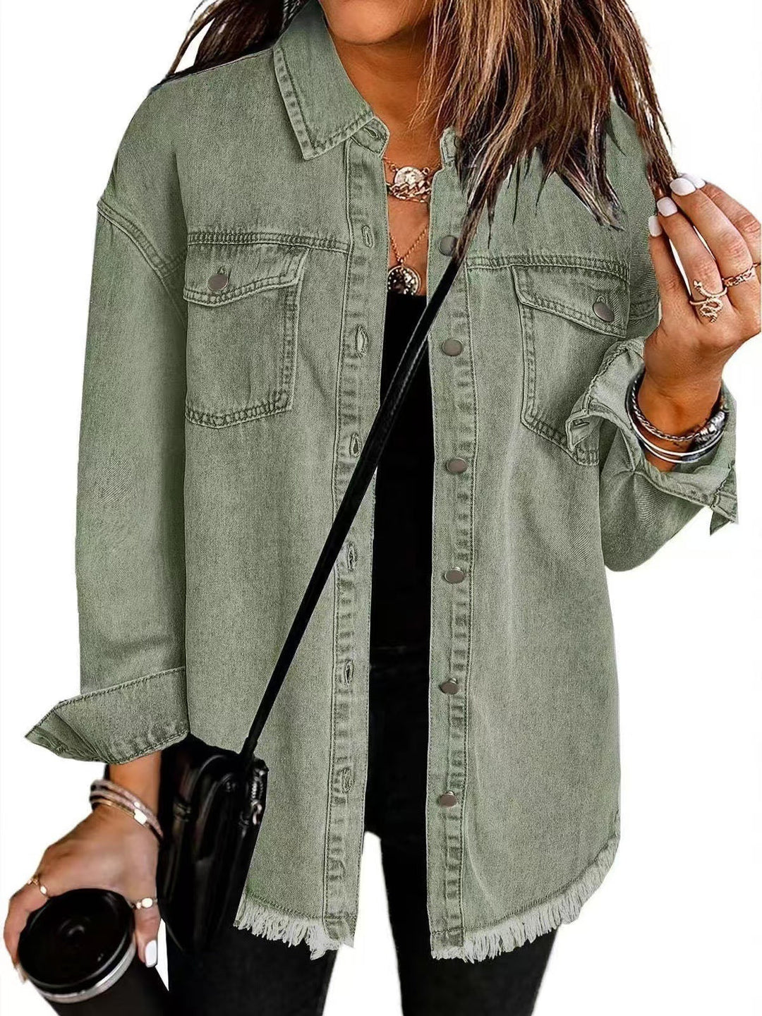 Lässig-elegante Damen Jeansjacke Jolien, komfortabel und vielseitig, ideal für einen entspannten Casual-Look.