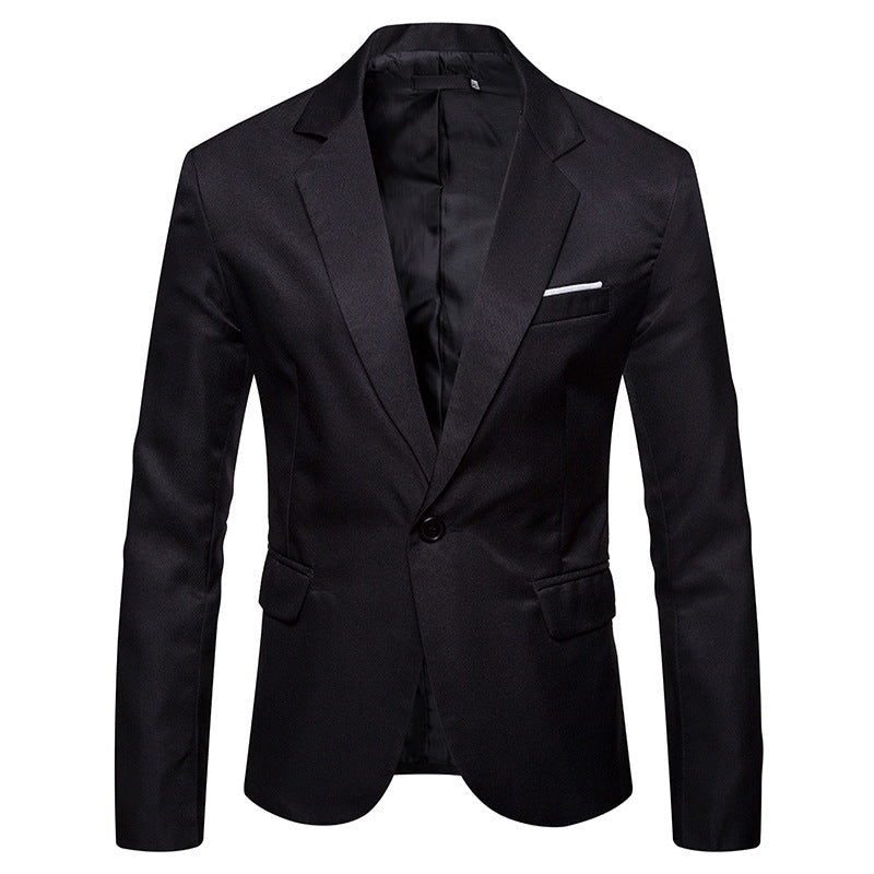 Eleganter Herren-Blazer in zeitlosem Design. Ideales Sakko für Business Casual und stilvolle Abendveranstaltungen.