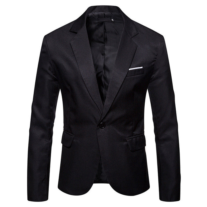 Eleganter Herren-Blazer in zeitlosem Design. Ideales Sakko für Business Casual und stilvolle Abendveranstaltungen.