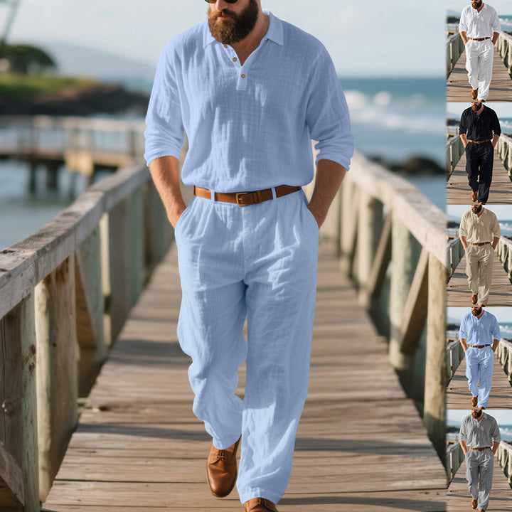 Stilvolles Herren Zweiteiler Set: atmungsaktives Poloshirt & Freizeithose. Ideal für entspannte Tage.