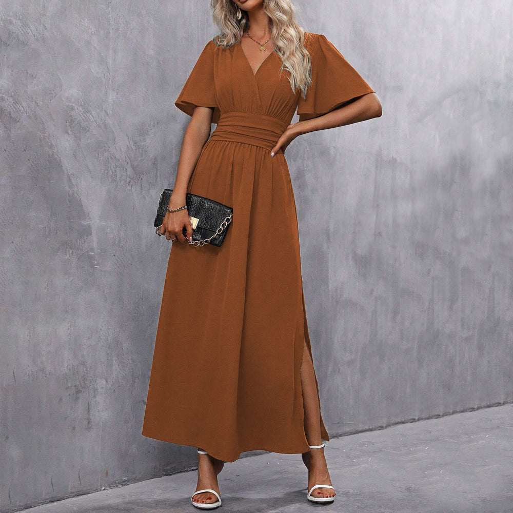 Modisches Damen Wickelkleid als langes Sommerkleid. Ideal als Partykleid oder elegantes Abendkleid für Frauen.