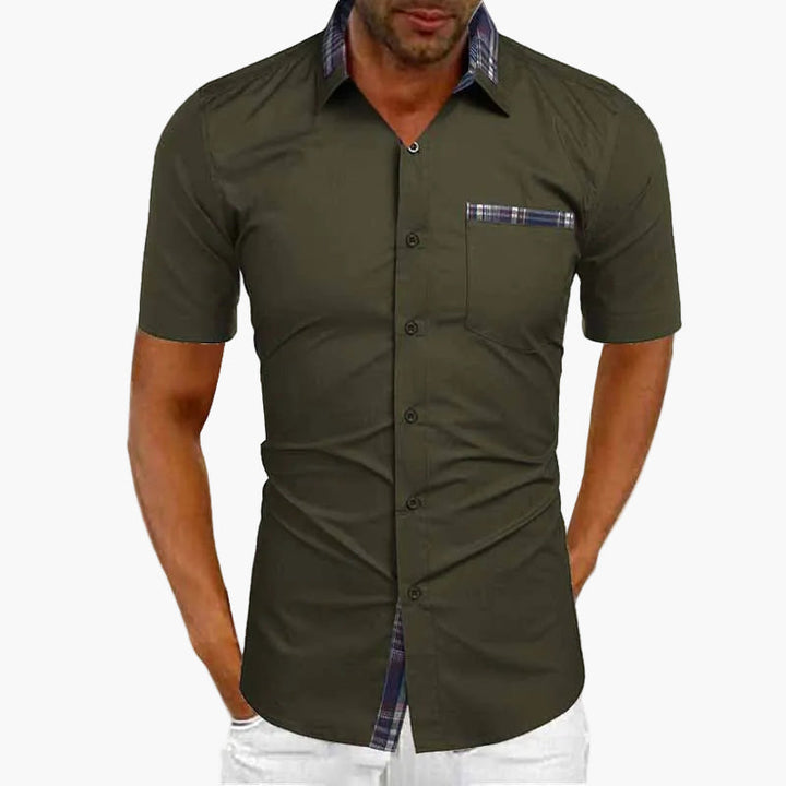 Vielseitiges Herren Kurzarmhemd, modern und bequem, mit attraktivem Karodetail für den Sommer.