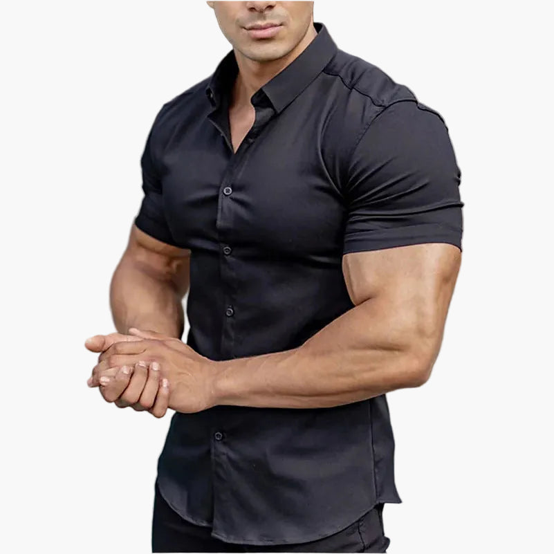 Elegantes Herren Kurzarmhemd in Slim-Fit, sportlich für Sommerfreizeit und professionelles Business Casual.