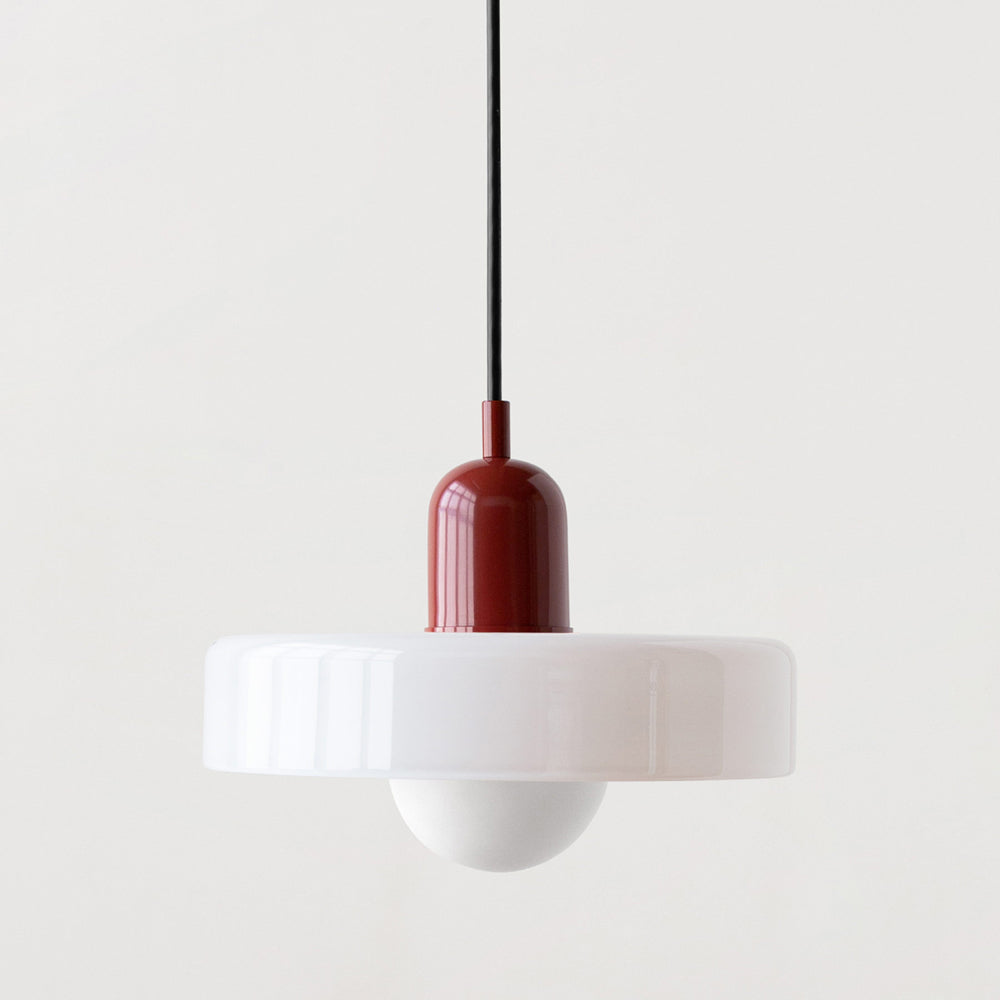 Innenbeleuchtung: Bauhaus-Glaslampe, Buntglas, einstellbar und designorientiert.