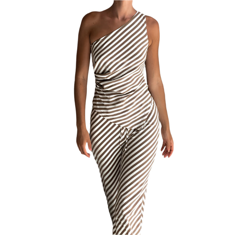 Figurbetontes asymmetrisches Taillenset für Damen, elegant und modern geschnitten, ideal für schicke Anlässe.