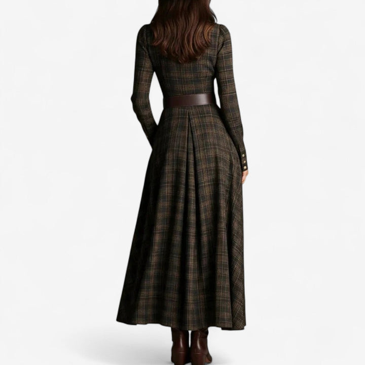 Zeitloses braunes kariertes Damen Maxikleid, Langarm Hemdblusenkleid in eleganter A-Linie für Frauen.