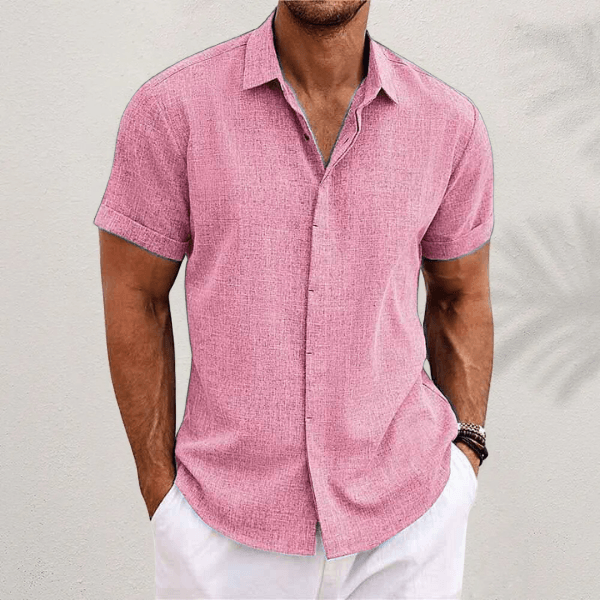 Modernes Kurzarmhemd für Herren. Smart Casual, leichtgewichtig und perfekt als Freizeithemd.