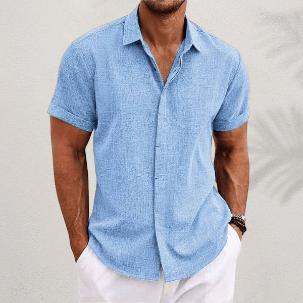 Hochwertiges Herren Sommerhemd mit Kurzarm. Leichtes & elegantes Design für entspannte Looks.