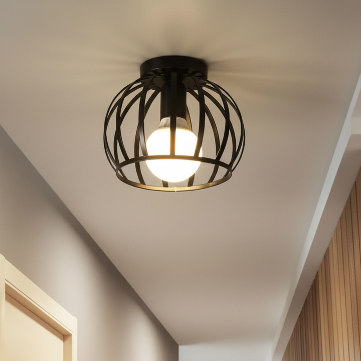 Individuelle Korbschirm Pendelleuchte, IronOrb, aus Metallgeflecht für stimmungsvolles Licht im Schlafzimmer, modern.