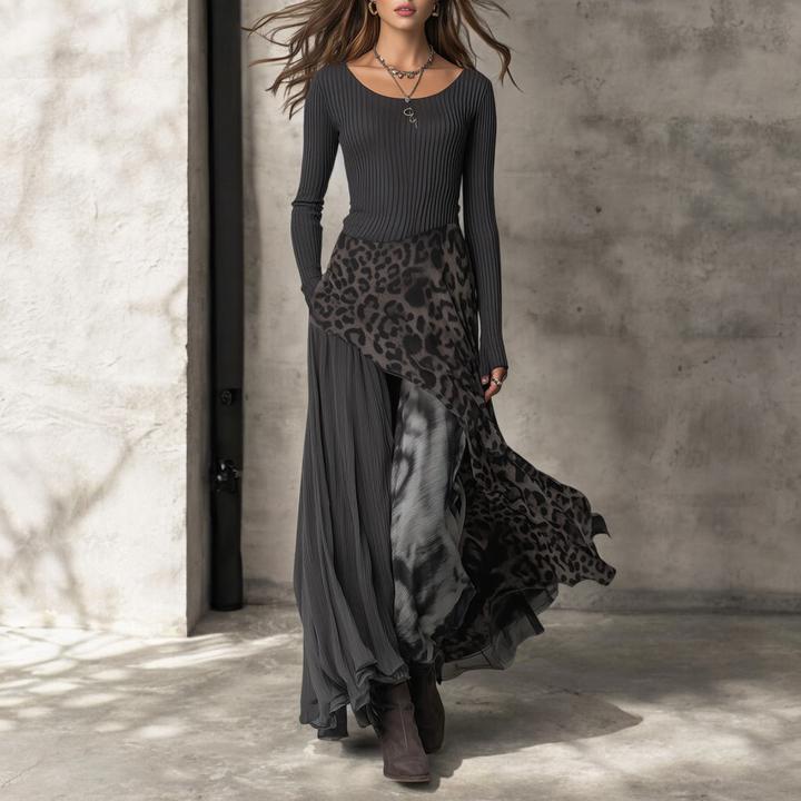 Elegantes, fließendes Damenkleid mit modischem Leopardenprint. Perfektes langes Sommer- oder Partykleid für einen schicken Look.