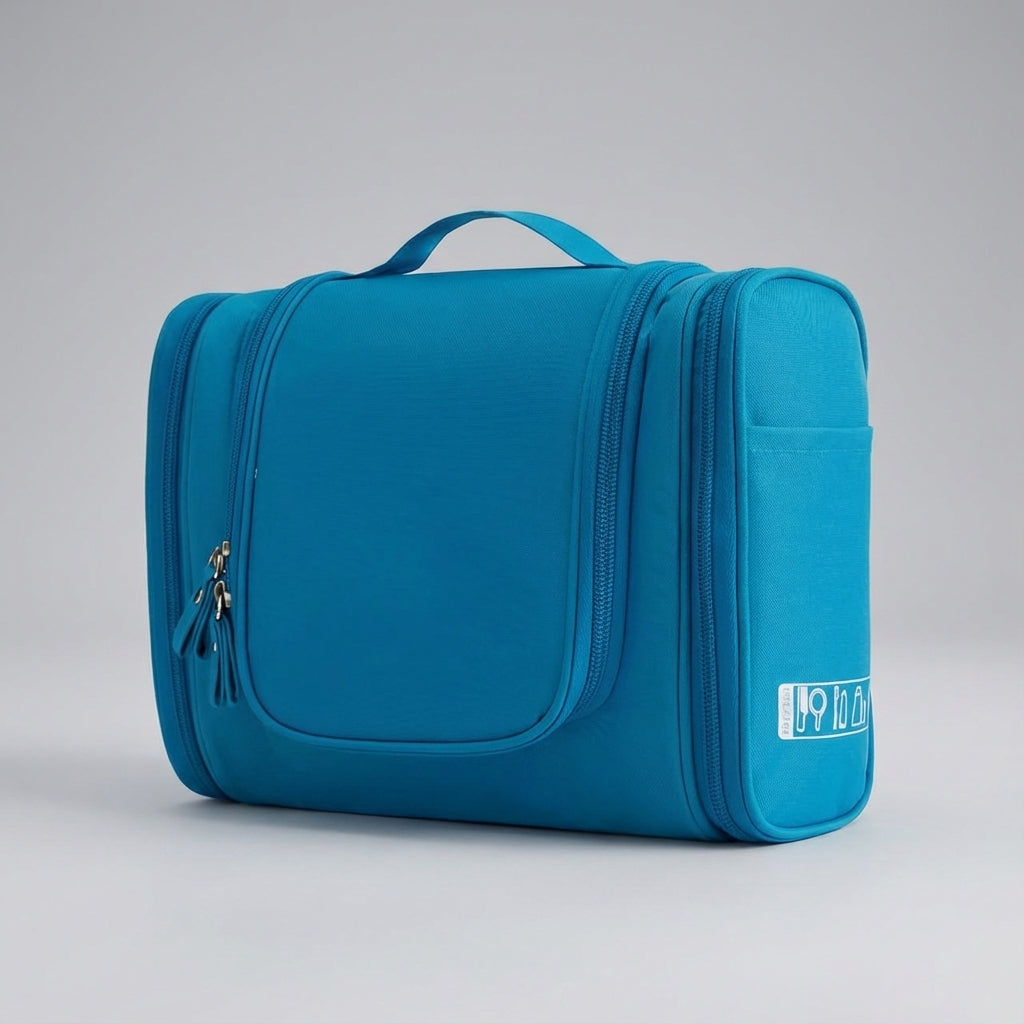 Detailansicht des langlebigen Metallhakens an der aufhängbaren Reise-Kulturtasche, platzsparend.