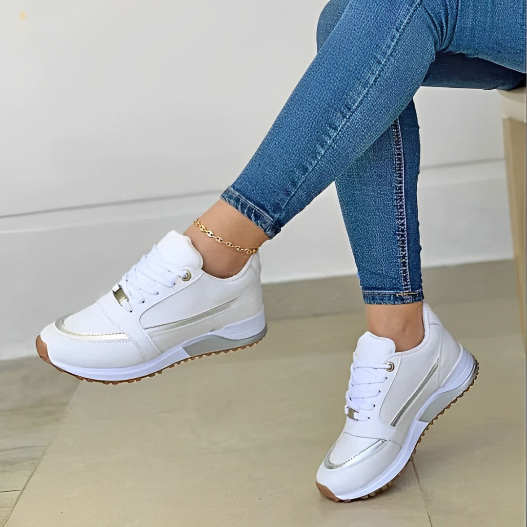 Bequeme Damen-Sneaker mit orthopädischem Design und Fußgewölbestütze. Leichte Freizeitschuhe für täglichen Komfort.