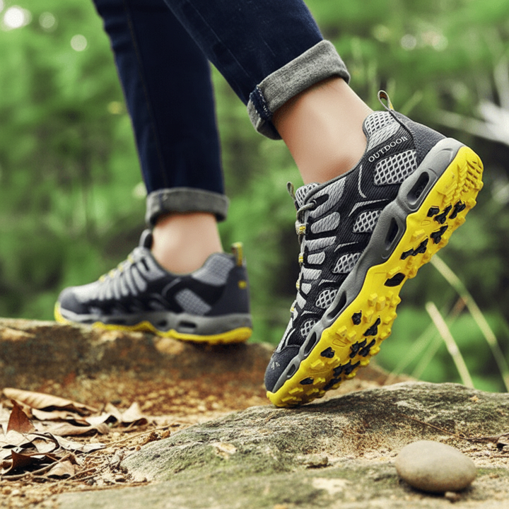 Orthopädische Unisex-Wandelschuhe "Holly" für maximalen Komfort und Fußunterstützung im Alltag und Outdoor.