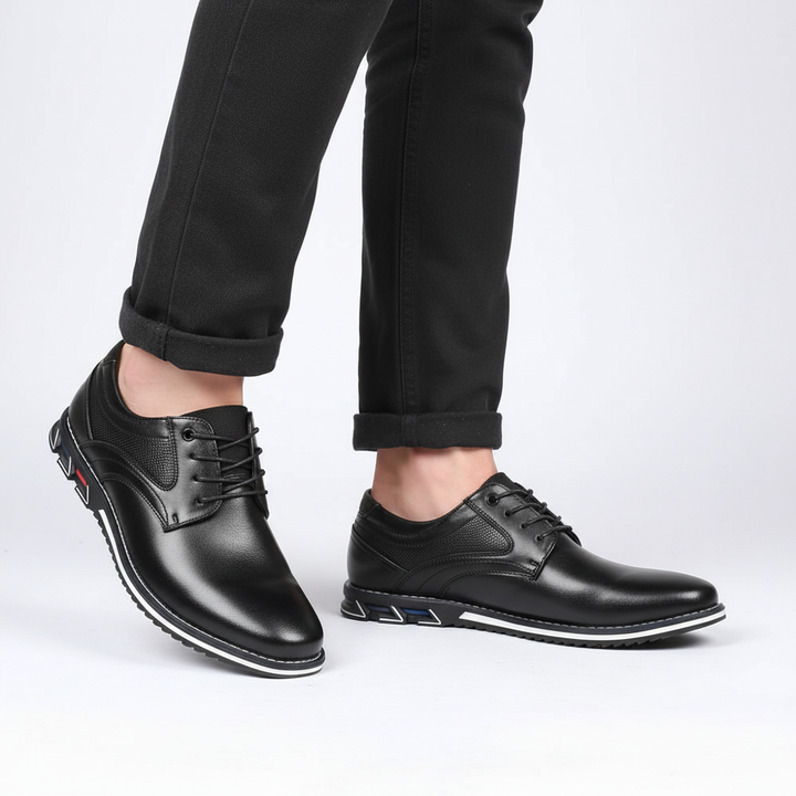 Eleganter orthopädischer Herren-Schnürschuh Connor aus Leder, ideal als bequemer Geschäftsschuh für stilvollen Komfort.