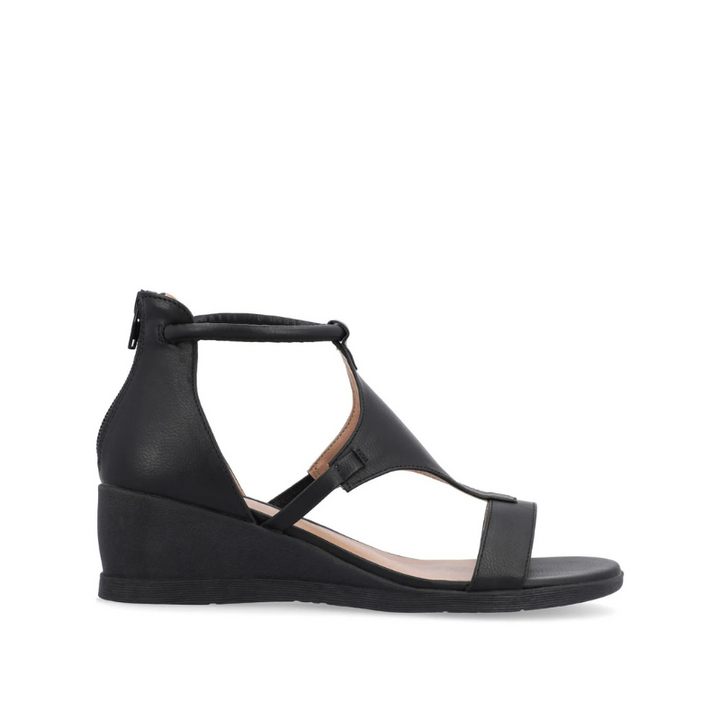 Sommerschuh Kelly: Orthopädische Damen-Sandale mit unterstützendem Fußbett für höchsten Gehkomfort.