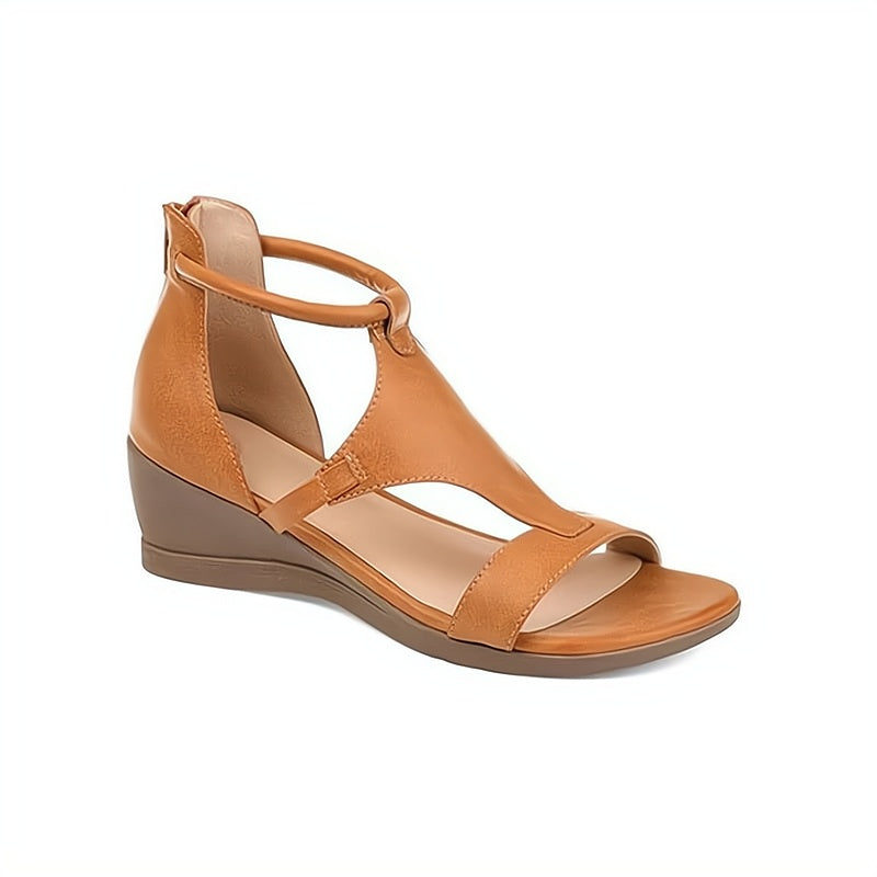 Orthopädische Damen-Sandale Kelly. Stilvolle Sommerschuhe mit bequemem Fußbett für lange Tage.