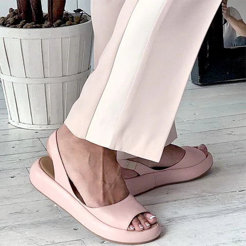 Bequeme orthopädische Damen Sandalen Livana für Fußgesundheit & Alltag, niedrigem Absatz.