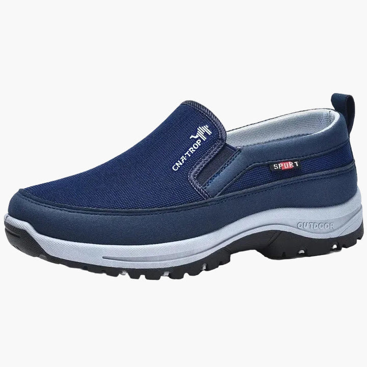 Braune Herren Slip-On-Schuhe, orthopädisch, perfekte Alltagsschuhe für Männer, die Komfort suchen.