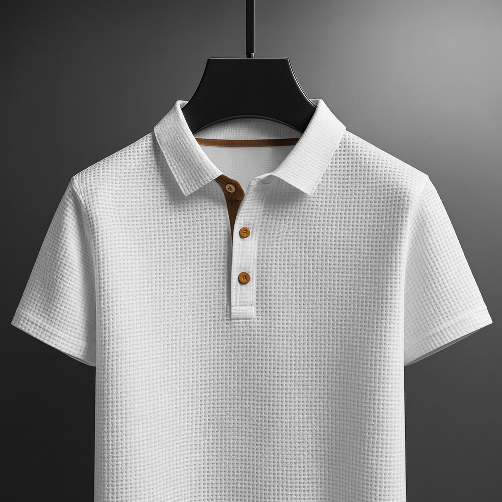 Kurzarm Herren-Poloshirt mit Reverskragen und Drei-Knopf-Leiste. Stretch-Fit, perfekt für Sommer-Freizeitmode.