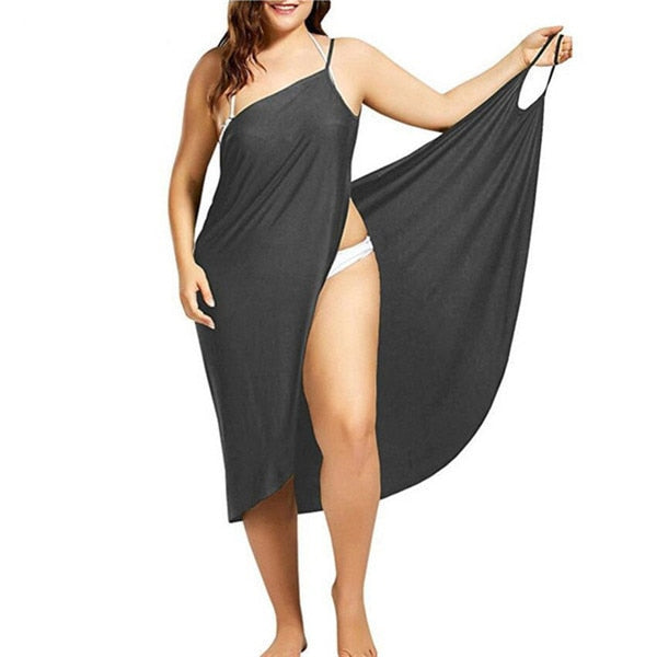 Elegantes Damen Wickel Maxikleid für Strand & Pool. Leichtes, ärmelloses Sommerkleid ideal für Urlaub & Freizeit.