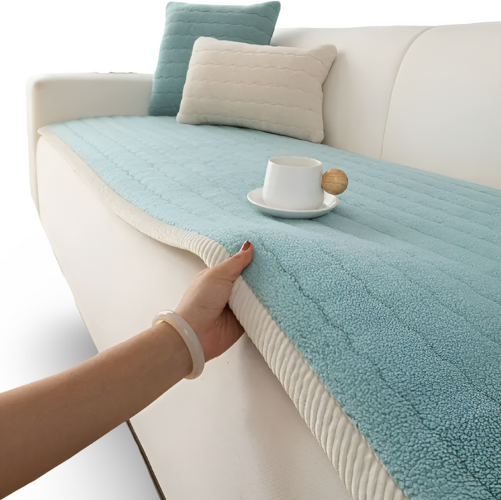 Weicher, waschbarer Plüschbezug für Ihr Sofa, schützt und verschönert Ihr Zuhause.
