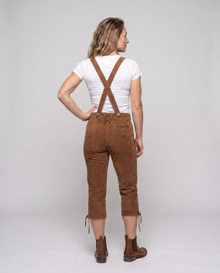 Moderne Damen Trachtenhose mit Stickereien für Oktoberfest, festlich und bequem, perfekt für jeden Anlass.
