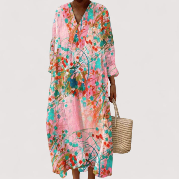 Lockeres, gemustertes pinkes Sommerkleid für Damen, vielseitig kombinierbar, ideal als bequemes Freizeitkleid.