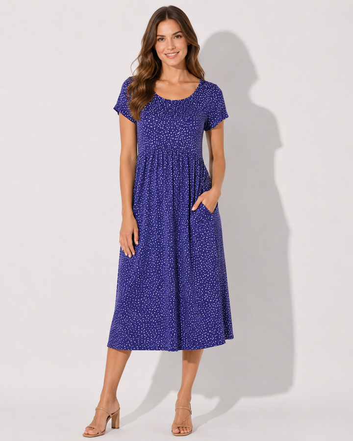 Komfortables, elegantes Pünktchen Sommerkleid für Damen, kurzarm, als Midikleid für viele Gelegenheiten.