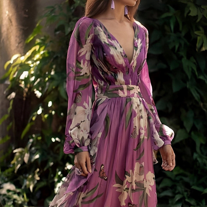 Elegantes Damen Maxikleid mit farbenfrohem Print, V-Ausschnitt und luftigem Design, ideal für Frühling/Sommer.