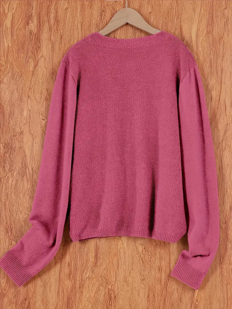Seitenansicht der lockeren Damen Strickjacke, bequemer Cardigan für Frühling & Herbst.