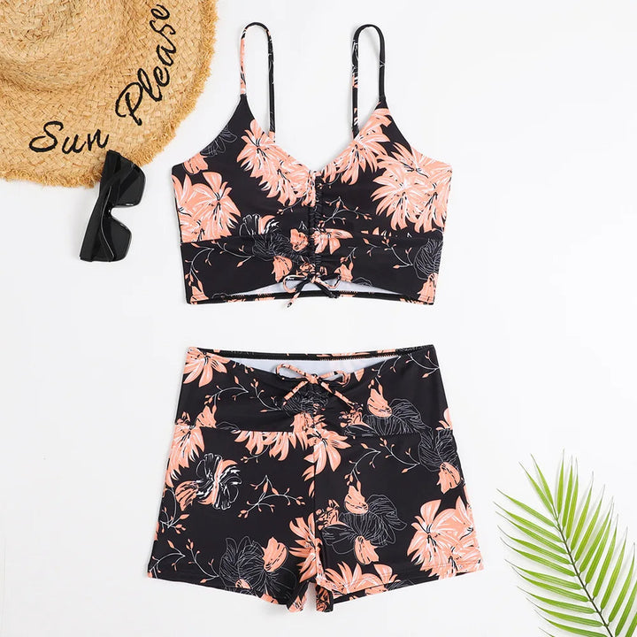 Komfortables Damen Bikini Set mit stilvollem Blumenmuster und schmeichelnder Hochbundhose. Ideal für den Strand.