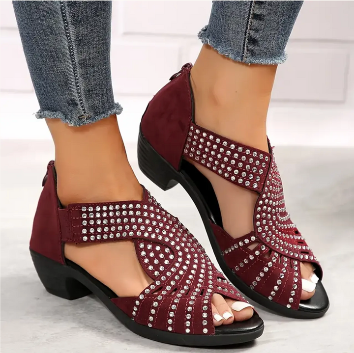 Vielseitige Damensandalen: Komfortable Sommerschuhe mit niedrigem Absatz, Reißverschluss & modernem Design.