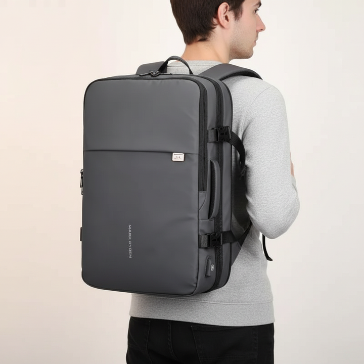 Ergonomischer, wasserabweisender TravelX Reiserucksack, unisex, mit gepolsterten Gurten für optimalen Tragekomfort.