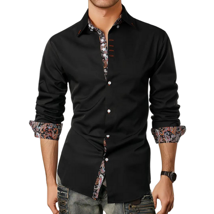 Stilvolles Langarmhemd mit Paisley-Manschetten: Elegantes Herrenhemd mit besonderen Paisley-Akzenten an den Ärmeln.