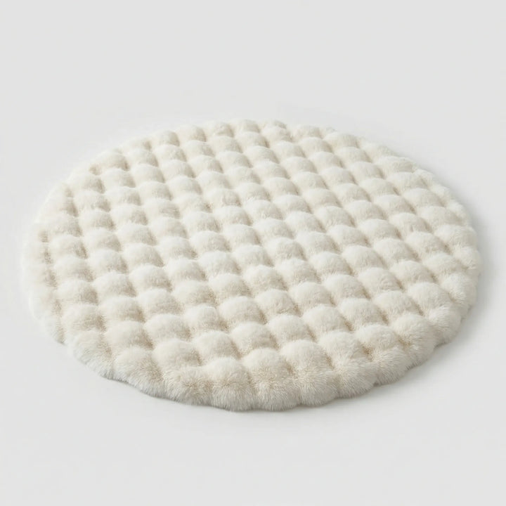 Weicher, runder Flausch-Teppich, perfekt für das Schlafzimmer und Kinderzimmer. Schafft sofort Gemütlichkeit.