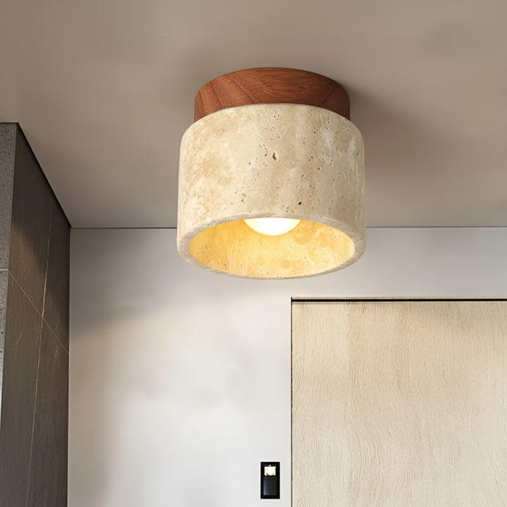 Vielseitiges rustikales Downlight. Schafft warmes, einladendes Licht in Wohn- & Schlafzimmern.
