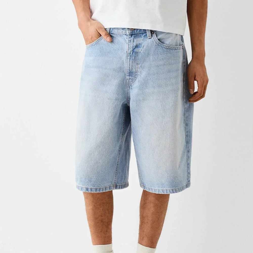 Lässige Herren Baggy Shorts in Vintage-Optik mit bequemer Passform, perfekt für Freizeit und Urban Style.