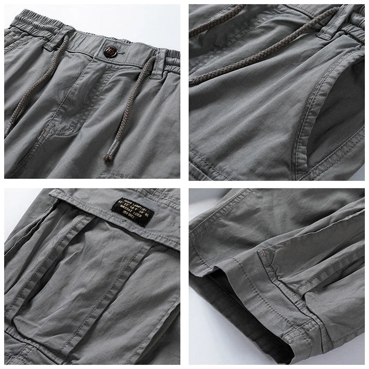 Ein Mann trägt bequeme Herren Cargo-Shorts im Freien. Perfekte kurze Hose für Freizeit und Outdoor.