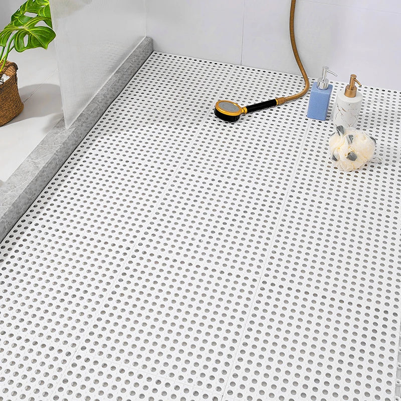 GripDrop Antirutsch-Duschmatte für sicheren Halt in Dusche & Badewanne. Rutschfest, modern, aus Gummi.