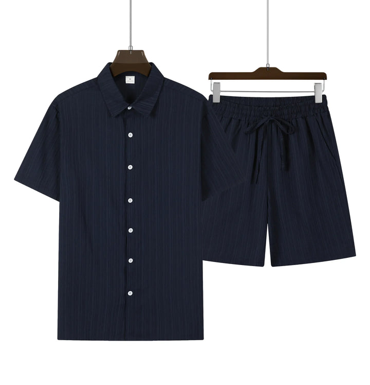 Detail: Taschen und Bund der Herren Freizeit Shorts. Komfortable Herrenmode, perfekt für den Casual Look.