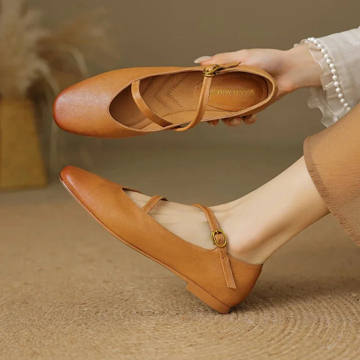 Elegante schwarze Damen Vintage Mary Jane Ballerinas, klassisch & bequem, ideal für Büro und Freizeit.