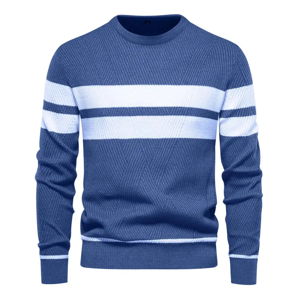 Zeitloser Herren Basic Pullover, unverzichtbares Langarm-Oberteil für vielseitige Alltagsoutfits und Komfort.