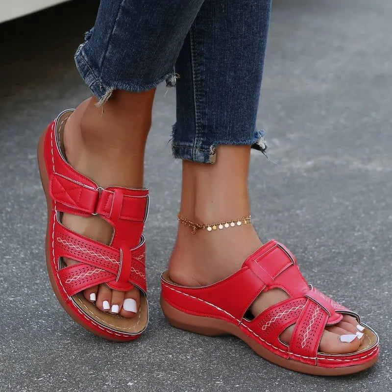 Bequeme Damen Freizeitschuhe: Vintage Keilsandalen mit orthopädischer Unterstützung für den Sommer.