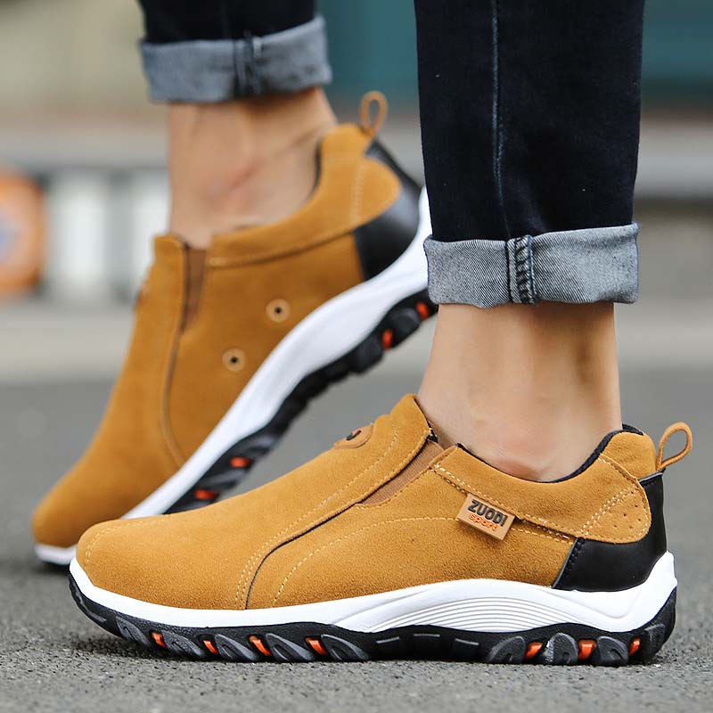 Langlebige Herren Outdoor-Schuhe, atmungsaktives Material, präzise Schnürung für perfekten Sitz.